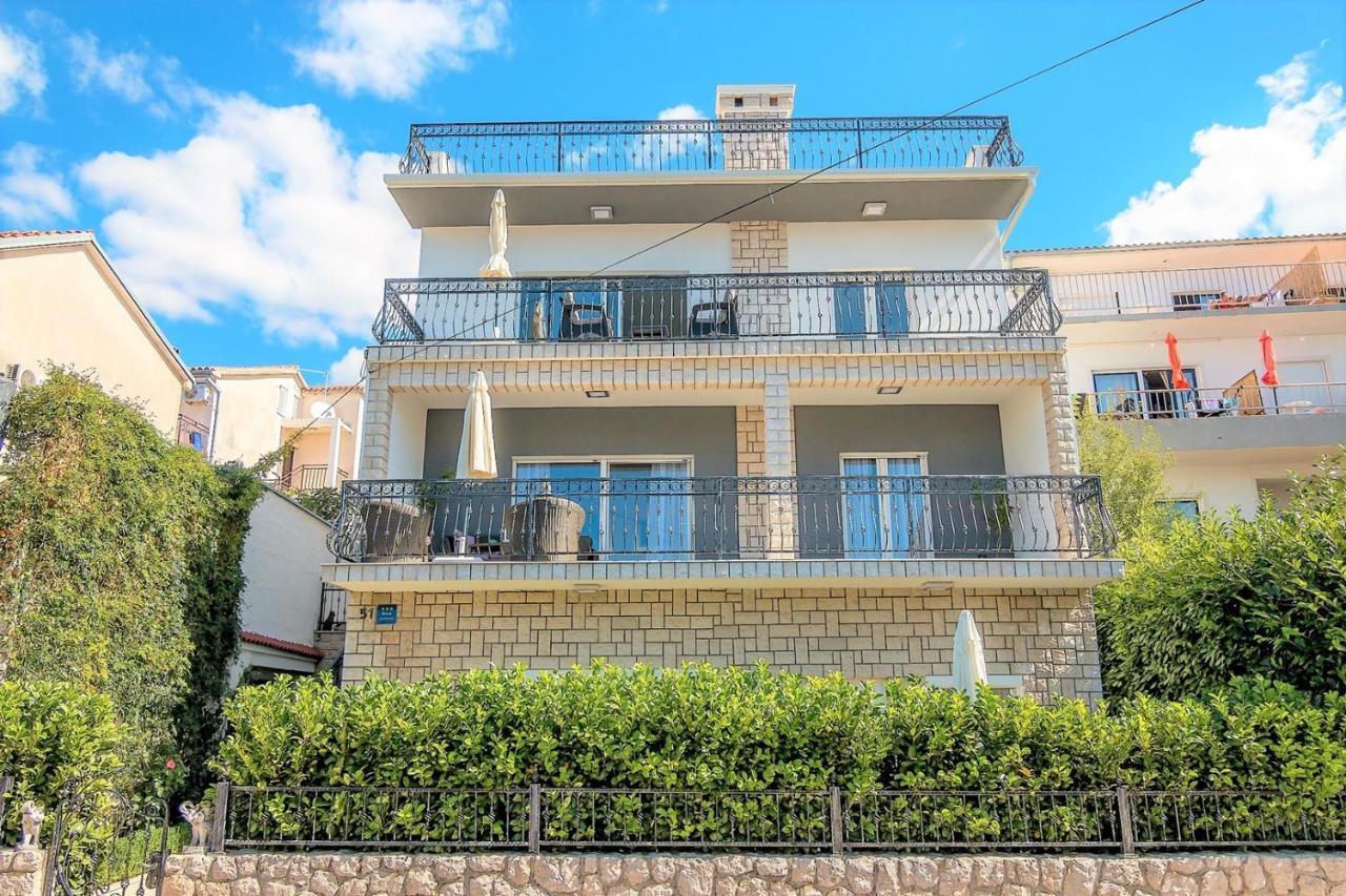 Holiday House Queens With Sea View Селце Екстер'єр фото