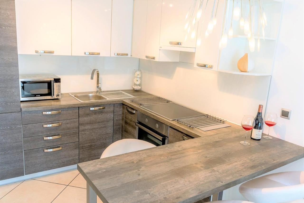 Holiday House Queens With Sea View Селце Екстер'єр фото