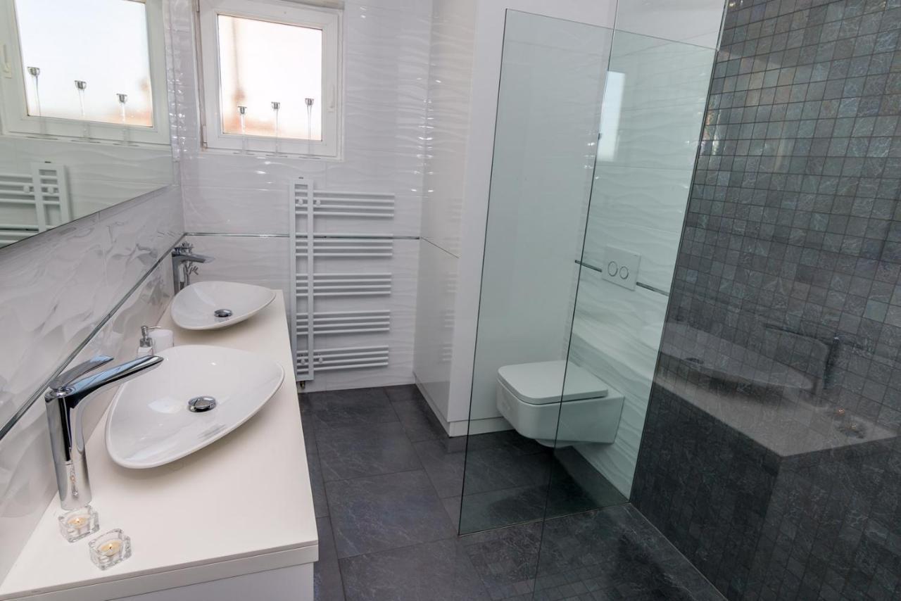 Holiday House Queens With Sea View Селце Екстер'єр фото